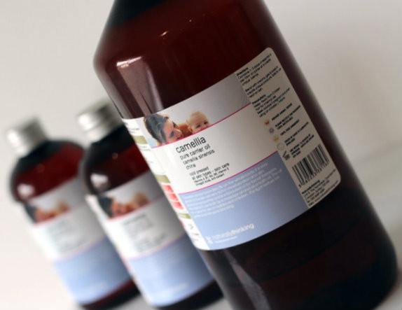 Ingredient Focus: Camellia Oil - White Rabbit Skin Care